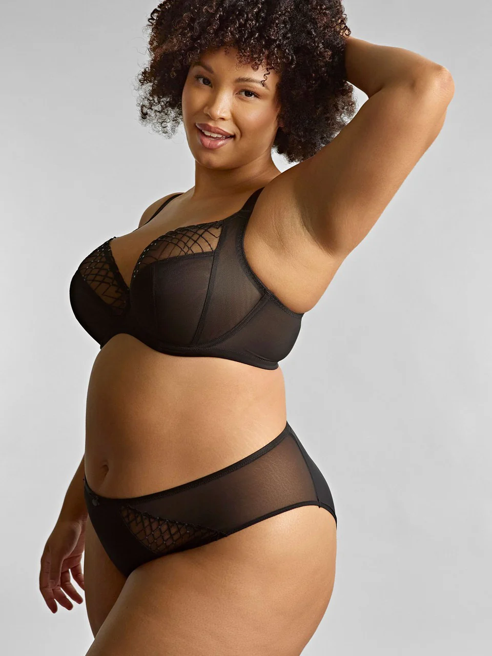 Ella Plunge - Image 4