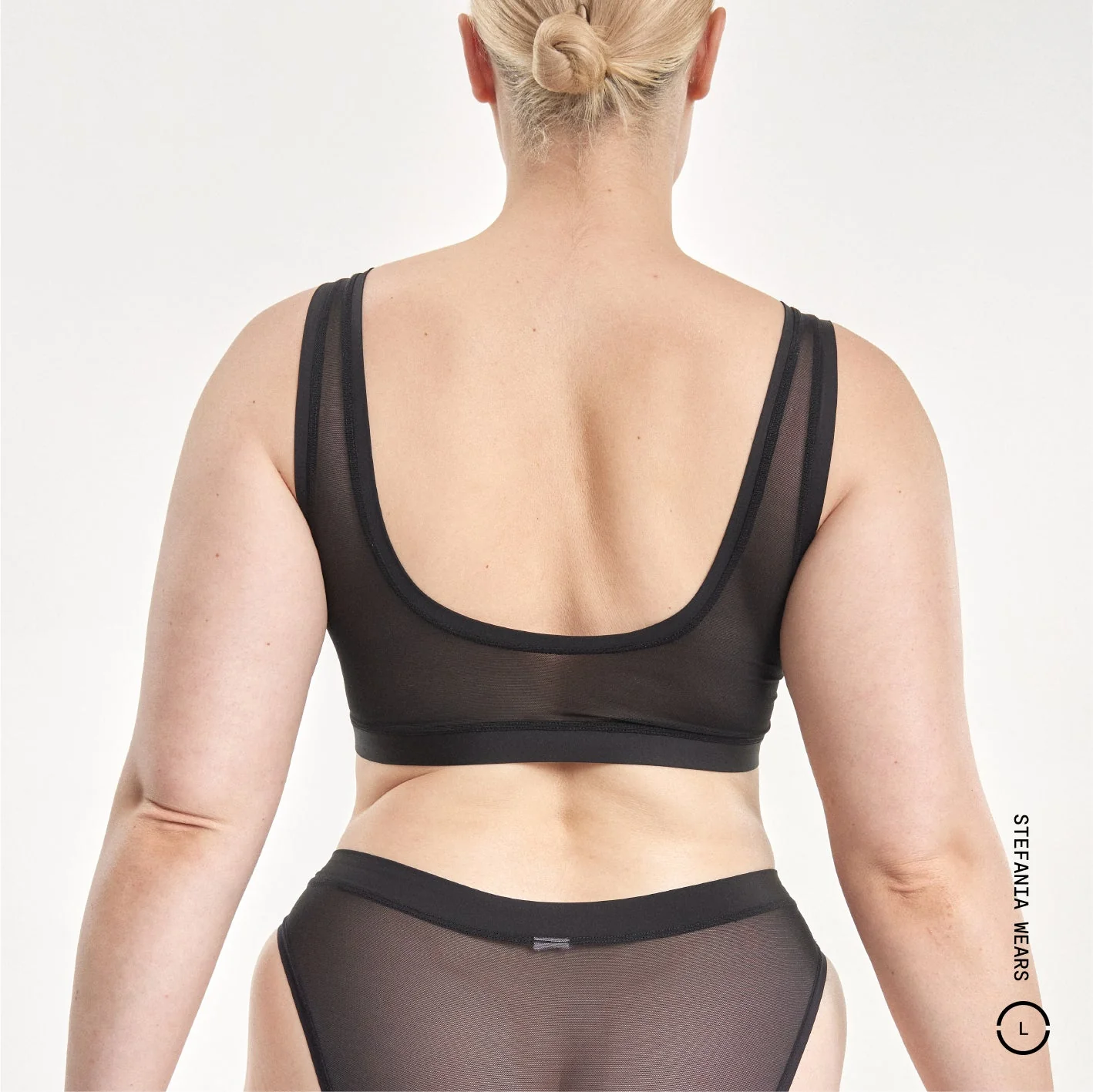 Everybody Scoop Crop - Image 11