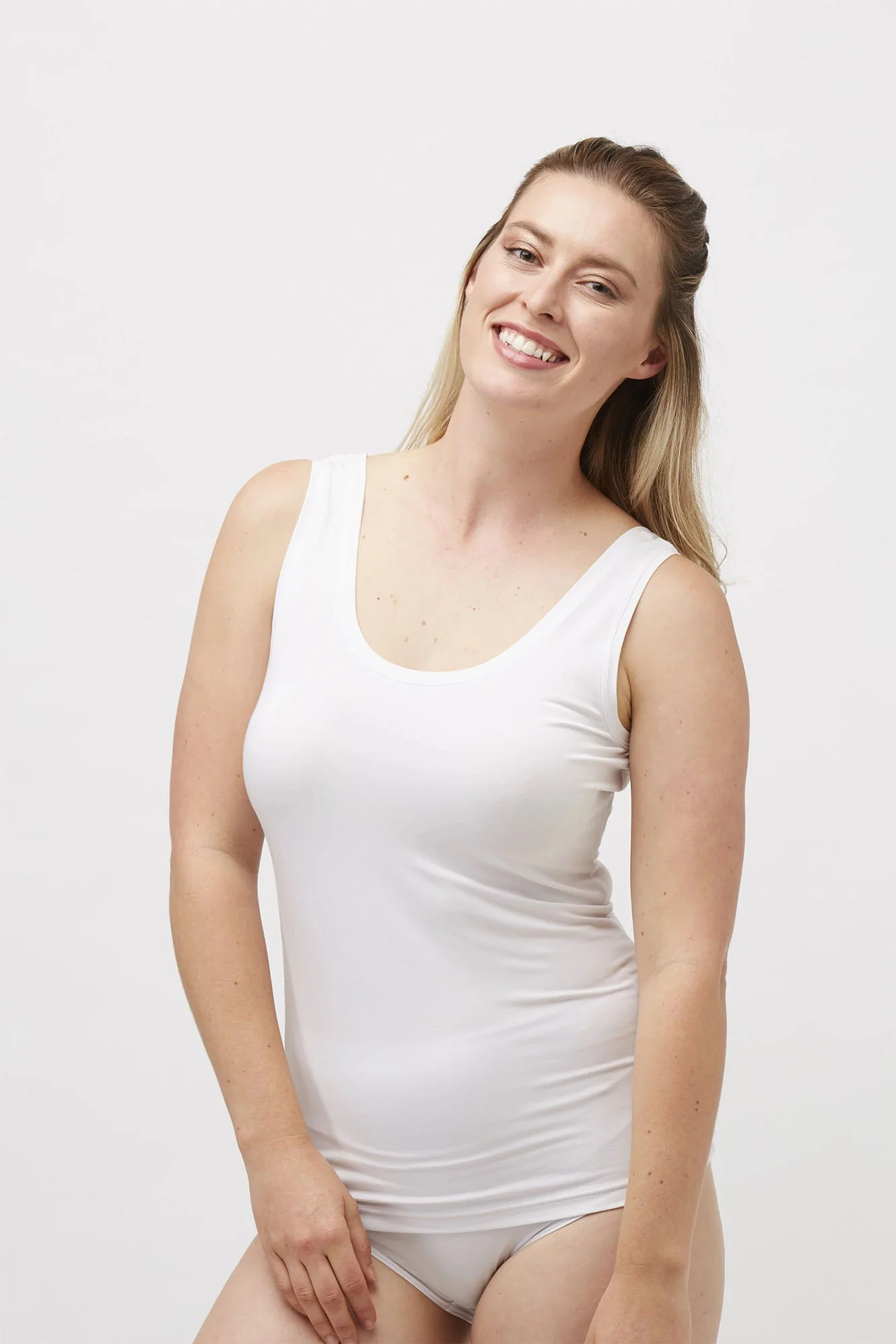 Scoop Tank - Image 5