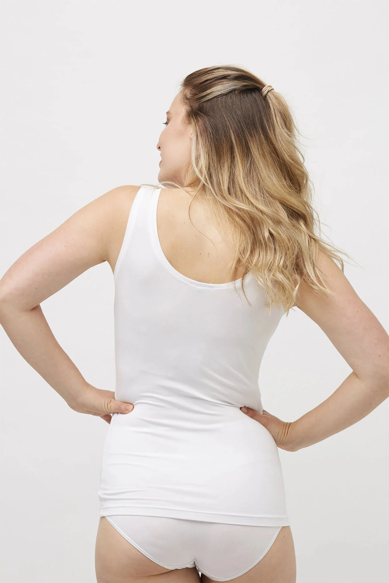 Scoop Tank - Image 6