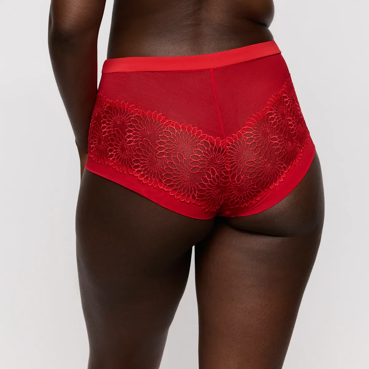 Sophora Hot Pant - Image 3